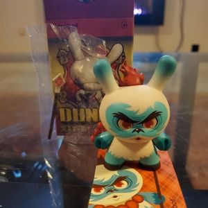 Sideshow series Dunny by Scott Tolleson